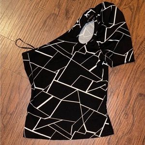 Black & White Off The Shoulder Blouse/Top